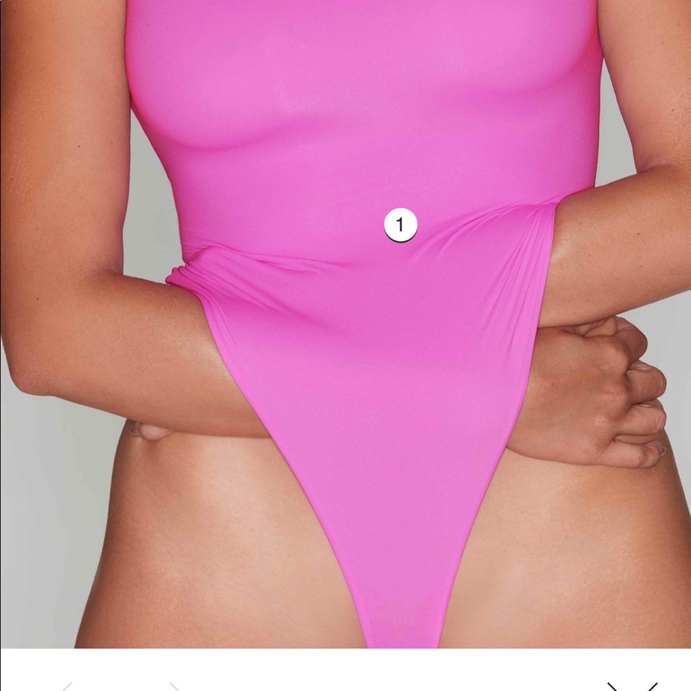 NWT SKIMS NEONS Square Neck bodysuit